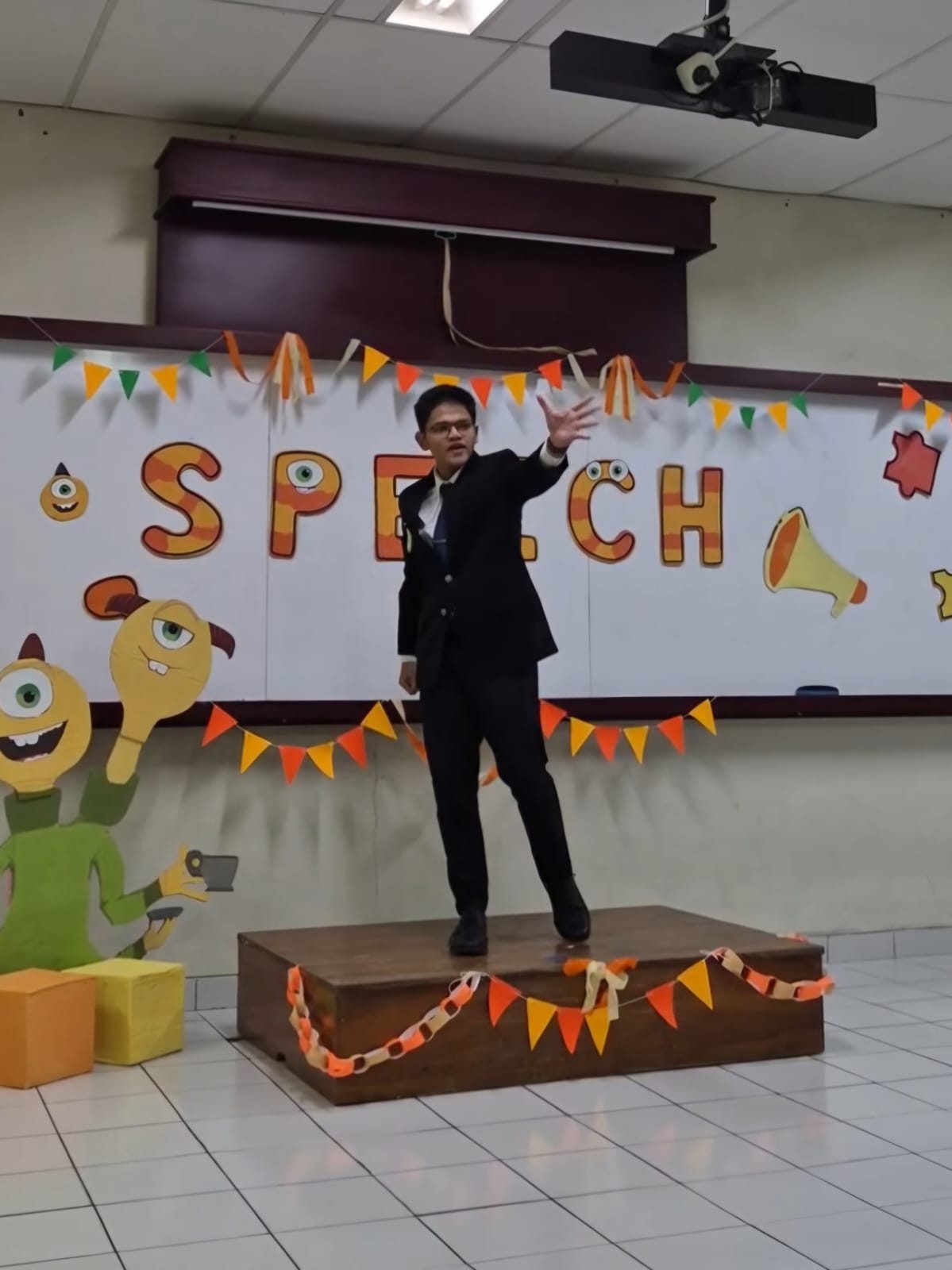 Stage Set, Ideas Delivered